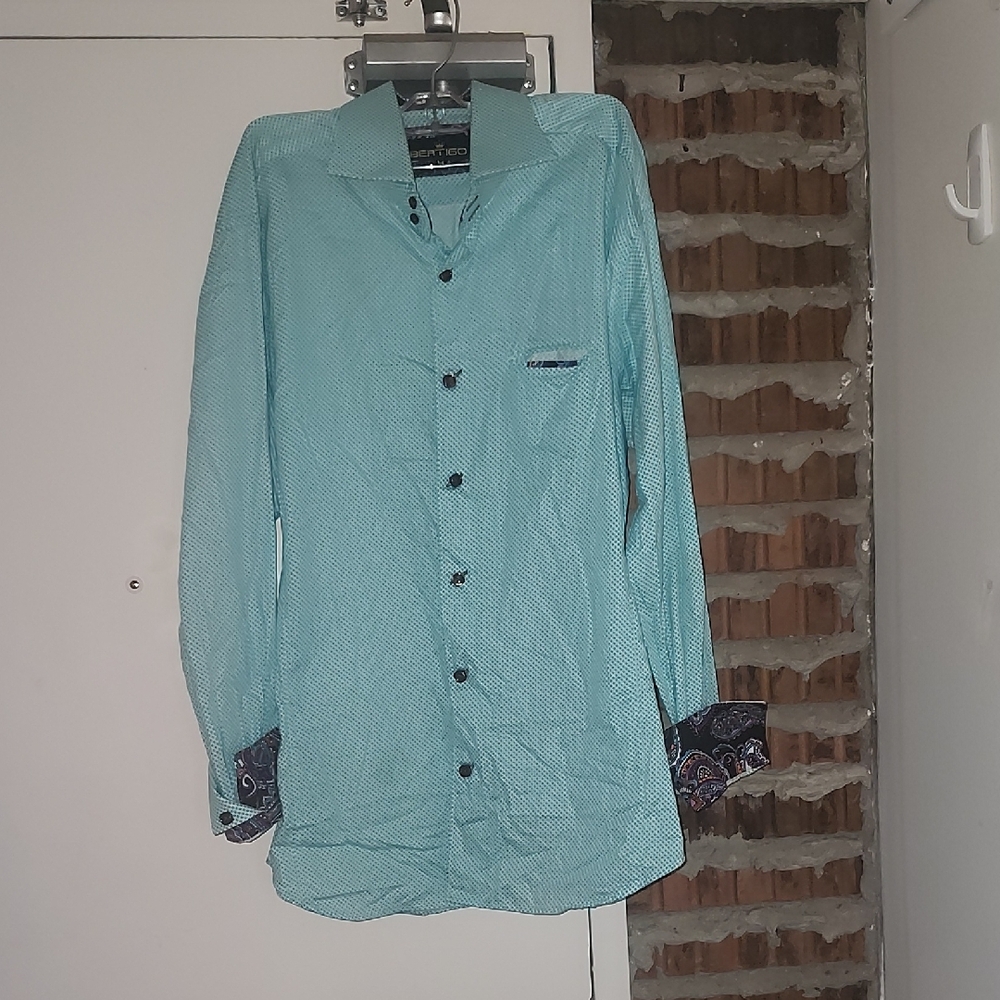 Bertigo Shirt Blue White Paisley Detail Button Down Size 4 S Small